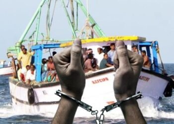 கைது செய்யப்பட்ட 11 இந்திய மீனவர்கள்!