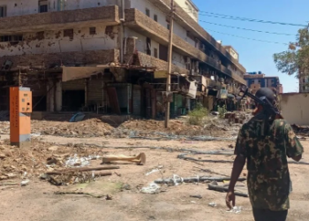 கார்ட்டூம் விமான நிலையத்தை துணை இராணுவத்திடமிருந்து மீட்டது சூடான்