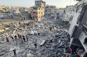 காசா மீதான இஸ்ரேலிய தாக்குதலில் உயிரிழந்தவர்களின் எண்ணிக்கை 400 ஐ கடந்தது