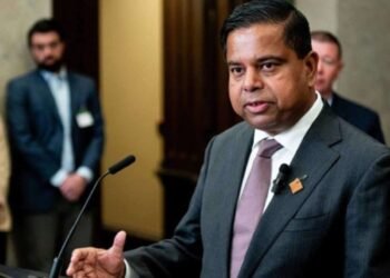 கனடா வரலாற்றில் முதல் முறையாக நீதி அமைச்சராக யாழ்ப்பாண தமிழர் !