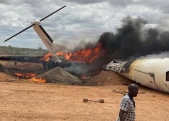 மொகடிஷு அருகே கென்ய விமானம் விபத்துக்குள்ளானது!