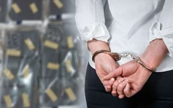 கட்டுநாயக்கவில் சவுதி அரேபிய பெண்கள் கைது!