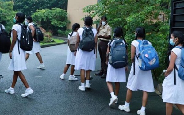 பாடசாலை விடுமுறை ஆரம்பம்!