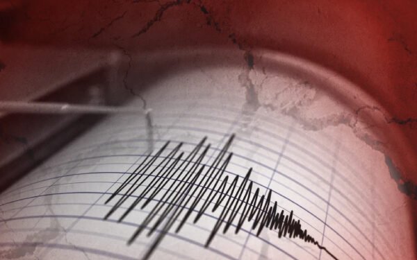 அமெரிக்காவில் சக்திவாய்ந்த நிலநடுக்கம்