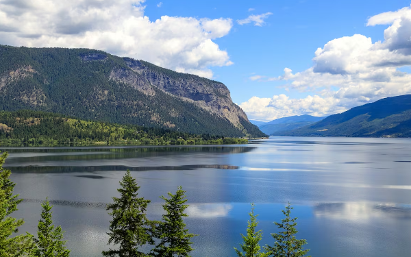 மலையேறிய போது பரிதாபமாக பலியான 17வயது சிறுவன்