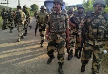 பாகிஸ்தானியர்களை 48 மணி நேரத்துக்குள் நாட்டைவிட்டு வெளியேற உத்தரவு