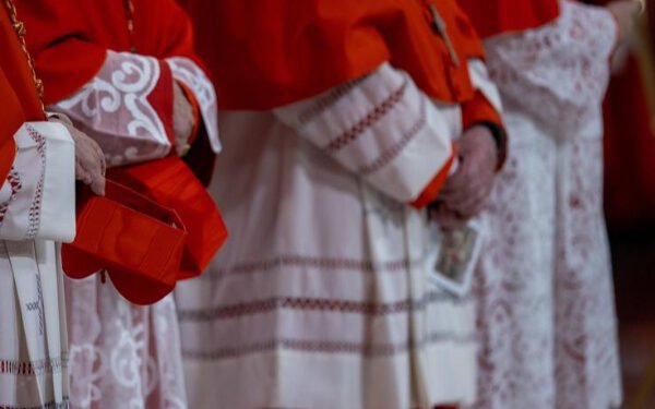 புதிய பாப்பரசரை தேர்ந்தெடுப்பதற்கான மாநாடு