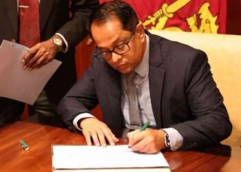 சேர்பெறுமதி வரி சட்டமூலத்தை சான்றுரைப்படுத்தினார் சபாநாயகர்