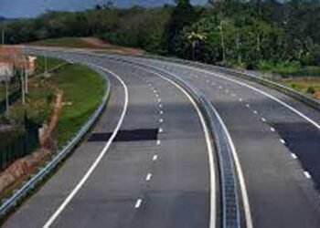 அதிவேக நெடுஞ்சாலைகளில் 3 நாட்களில் மில்லியன் கணக்கில் வருமானம்!