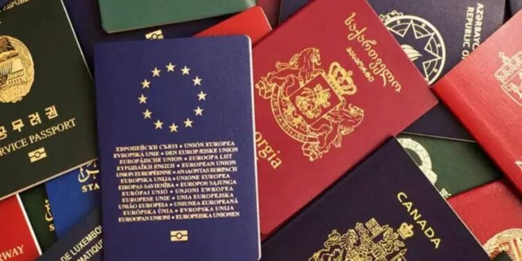 உலகின் மிக சக்திவாய்ந்த கடவுச்சீட்டு.. முதலிடத்தில் அயர்லாந்து – இலங்கைக்கு கிடைத்த இடம்