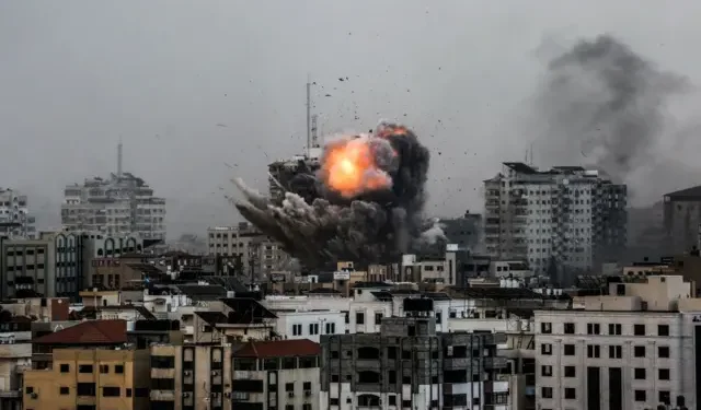 காசா மீது இஸ்ரேலில் தொடர்ச்சியான தாக்குதல்