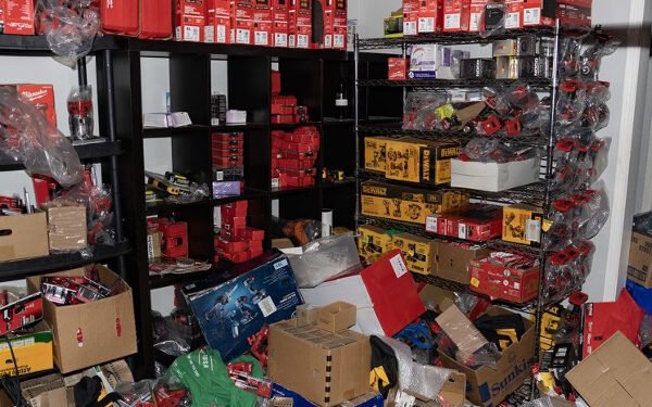 கனடாவில் திருட்டுச் சம்பவங்களுடன் தொடர்புடைய 7 பேர் கைது