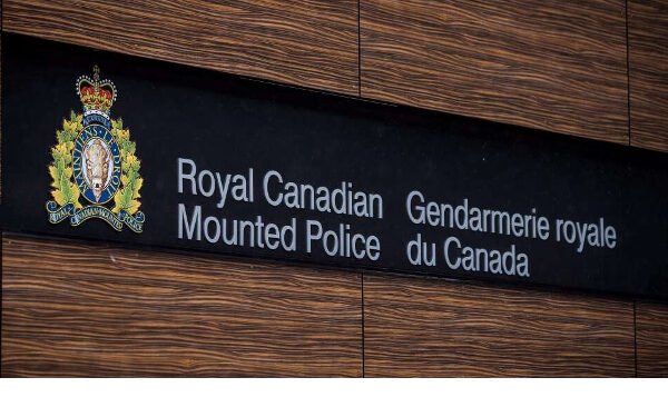 ஸ்கை டைவிங் பயிற்றுவிப்பாளர் விபத்தில் சிக்கி பலி