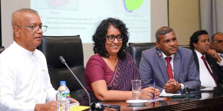 வடக்கு கிழக்கு மக்களின் காணிகளை கையகப்படுத்தும் எண்ணம் இல்லை