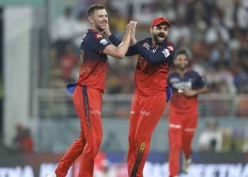 ஐ.பி.எல். வரலாற்றில் ஆர்.சி.பியின் மகத்தான சாதனை!