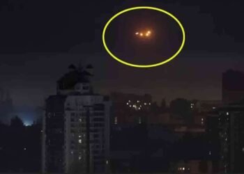 ஒரே இரவில் 355 டிரோன்கள் வீச்சு!