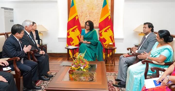 ஜப்பானிய பாதுகாப்பு அமைச்சர் மற்றும் பிரதமர் இடையே சந்திப்பு