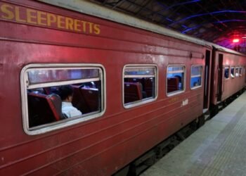 தொடருந்து நிலைய அதிபர்களின் பணிப்புறக்கணிப்பால் இரவு நேர அஞ்சல் தொடருந்து சேவை ரத்து!