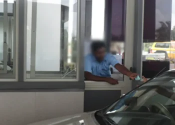 அதிவேக நெடுஞ்சாலையில் இன்று முதல் கடன் அட்டை மூலம் கட்டணம் செலுத்த முடியும்.