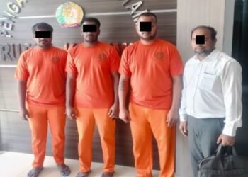 வெளிநாடு ஒன்றில் தமிழர்கள் மூவருக்கு மரண தண்டனை