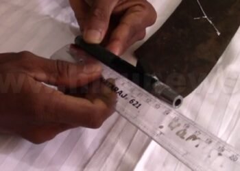 பேனா வடிவில் தயாரிக்கப்பட்ட துப்பாக்கி சிக்கியது