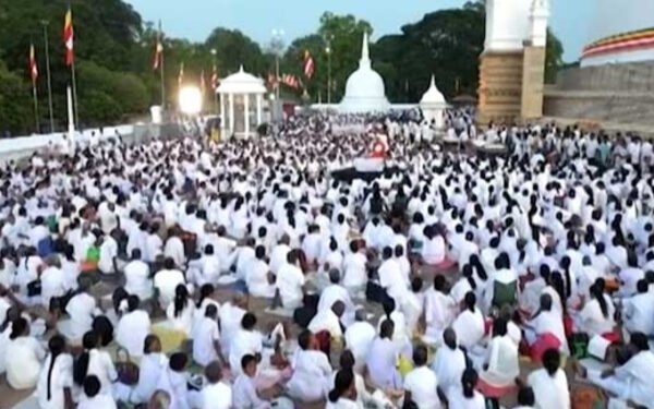 தேசிய பொசன் நிகழ்வால் சில பாடசாலைகளுக்கு விடுமுறை