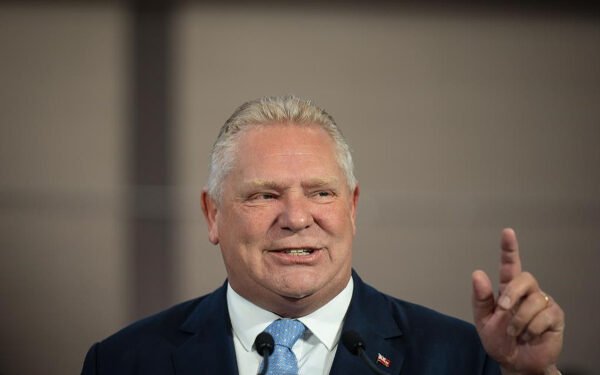 கனடாவில் மாகாண முதல்வரின் காரை களவாட முயற்சித்தவர்கள்