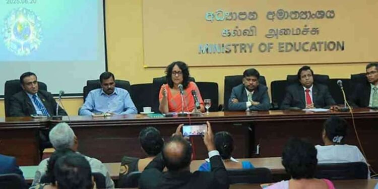 ஆசிரியர் பற்றாக்குறைக்கு தீர்வாக டிஜிட்டல் கற்றலை அறிமுகப்பு