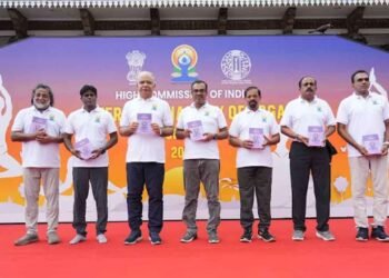 கொழும்பில் நடைபெற்ற சர்வதேச யோகா தின நிகழ்வு