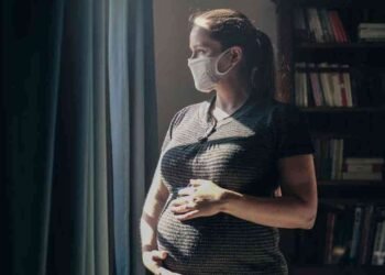 கர்ப்பிணிகள் முகக்கவசம் அணியுமாறு அறிவுறுத்தல்