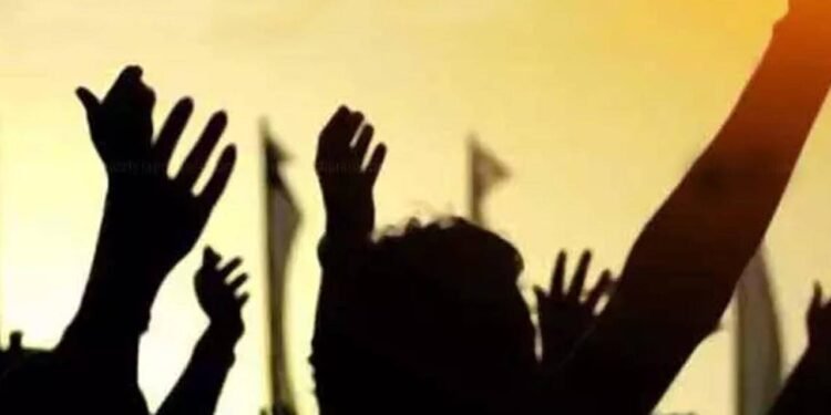 தொழிற்சங்க நடவடிக்கைக்கு தயாராகும் அகில இலங்கை ஐக்கிய ஆசிரியர் சங்கம்