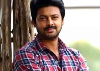 சிக்கிய இரண்டு தமிழ் ஹீரோக்கள்