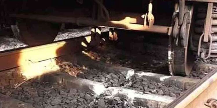 மலையகத்திற்கான ரயில் சேவைகள் பாதிப்பு