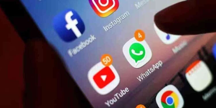 பேஸ்புக் உள்ளிட்ட சமூக வலைத்தளங்கள் மூலமான நிதி மோசடி அதிகரிப்பு