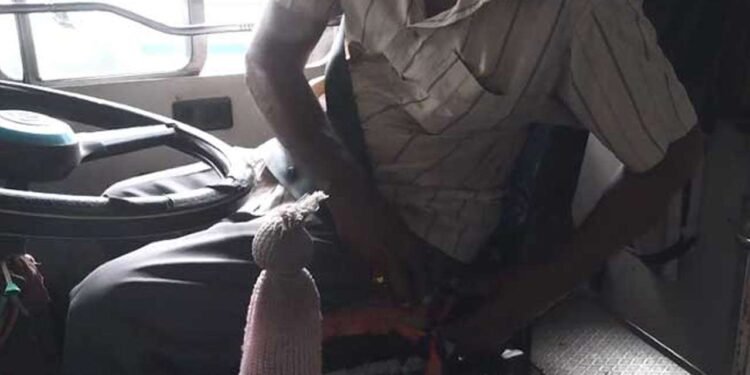 பேருந்து சாரதிகள் சீட் பெல்ட் அணிவது கட்டாயம்