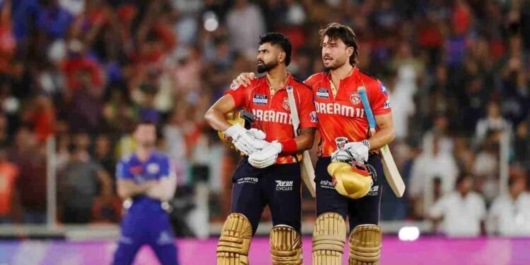 ஷ்ரேயஸ் அபாரம் : மும்பையை வீழ்த்தி இறுதிப்போட்டிக்கு முன்னேறியது பஞ்சாப்