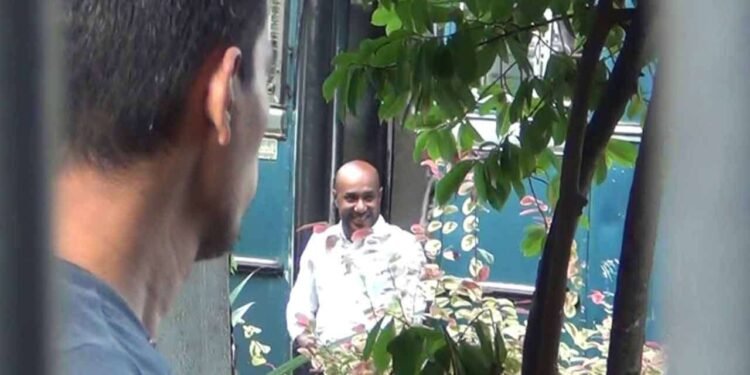 நீதிமன்றம் அழைத்துவரப்பட்ட துமிந்த திசாநாயக்க!