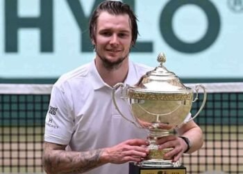 ஹாலே ஓபன் டென்னிஸ் : சம்பியன் பட்டம் வென்றார் பப்ளிக்