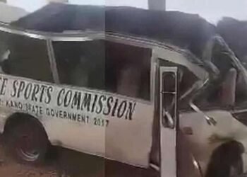 விபத்தில் 21 தடகள வீரர்கள் உயிரிழப்பு