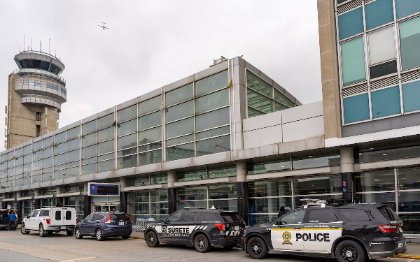 கனடா விமான நிலையங்களில் குண்டு மிரட்டல்கள்