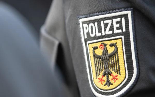 கணவரை கொலை செய்ய ஆட்களை ஏற்பாடு செய்த கனேடிய பெண் கைது