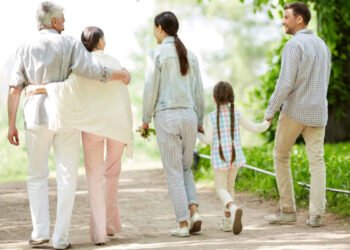 புலம்பெயர்தல் திட்டம் ஒன்றிற்கான வருவாய் வரம்பை உயர்த்தியுள்ள கனடா புலம்பெயர்தல் திட்டம்