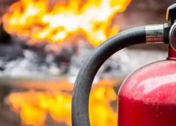 நிட்டம்புவையில் பாரிய தீ விபத்து