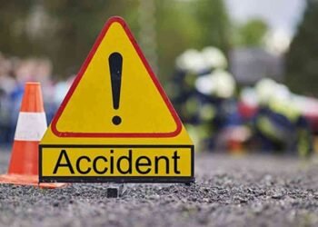 பாடசாலை மாணவர்களை ஏற்றிச் சென்ற பேருந்து விபத்து