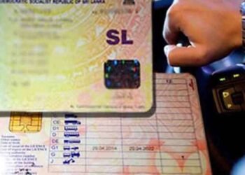 சுற்றுலாப் பயணிகளுக்கு விமான நிலையத்திலேயே தற்காலிக சாரதி அனுமதிப் பத்திரம்