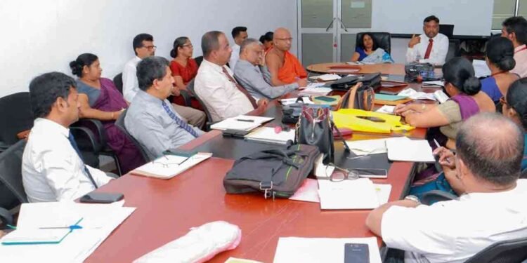 ஆசிரியர் பயிலுனர்களுக்கு அழுத்தமற்ற கற்றல் சூழலை உருவாக்கத் துரித நடவடிக்கை!