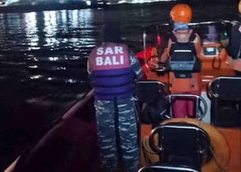 இந்தோனேசியாவில் நீரில் மூழ்கிய கப்பல் – 4 பேர் பலி, 38 பேர் மாயம்