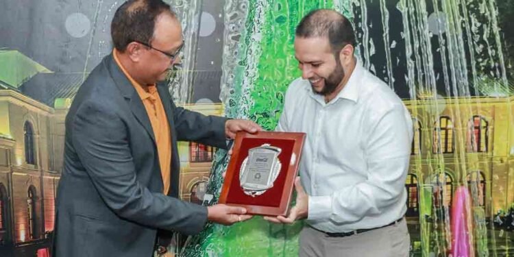 பிளாஸ்டிக் மறுசுழற்சிக்காக Neptune Recyclers உடன் கைகோர்க்கும் Coca-Cola