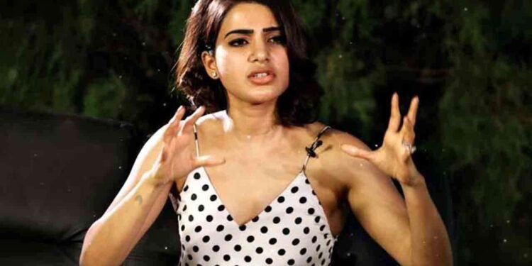 செல்போனை தூக்கி எறிந்த நடிகை சமந்தா!