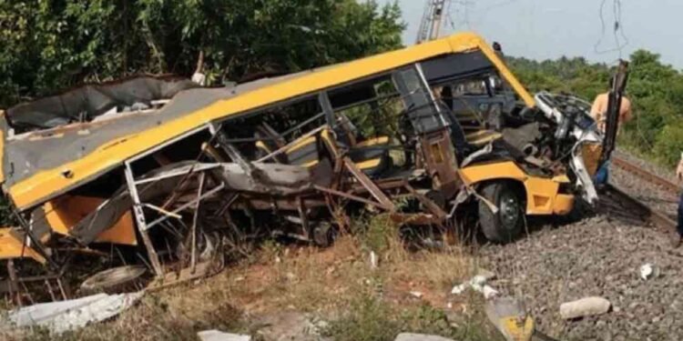 இன்று காலை தமிழ்நாட்டை உலுக்கிய கோர விபத்து